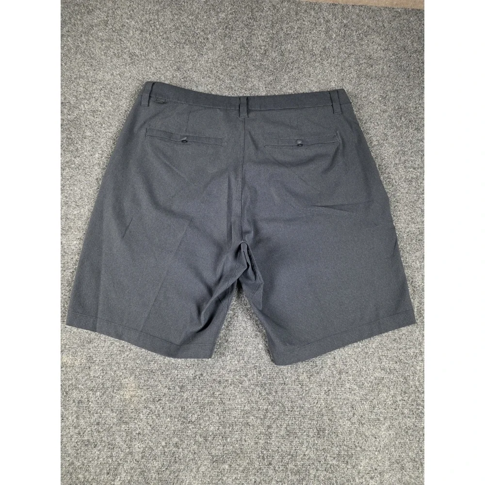 Lululemon Commission 9
